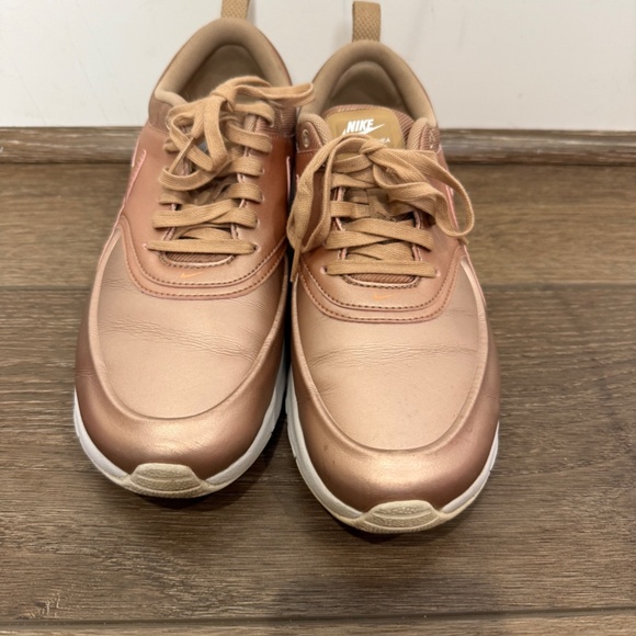 Women's Nike Air Max Thea Rose Gold Sneakers Size 9.5 Leather Shoes - Picture 4 of 13